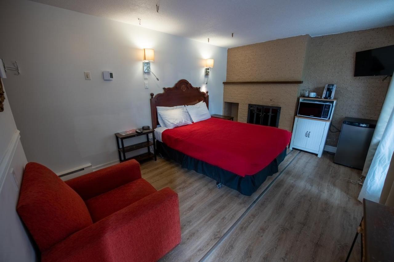 Motel Fleur De Lys Magog Eksteriør bilde