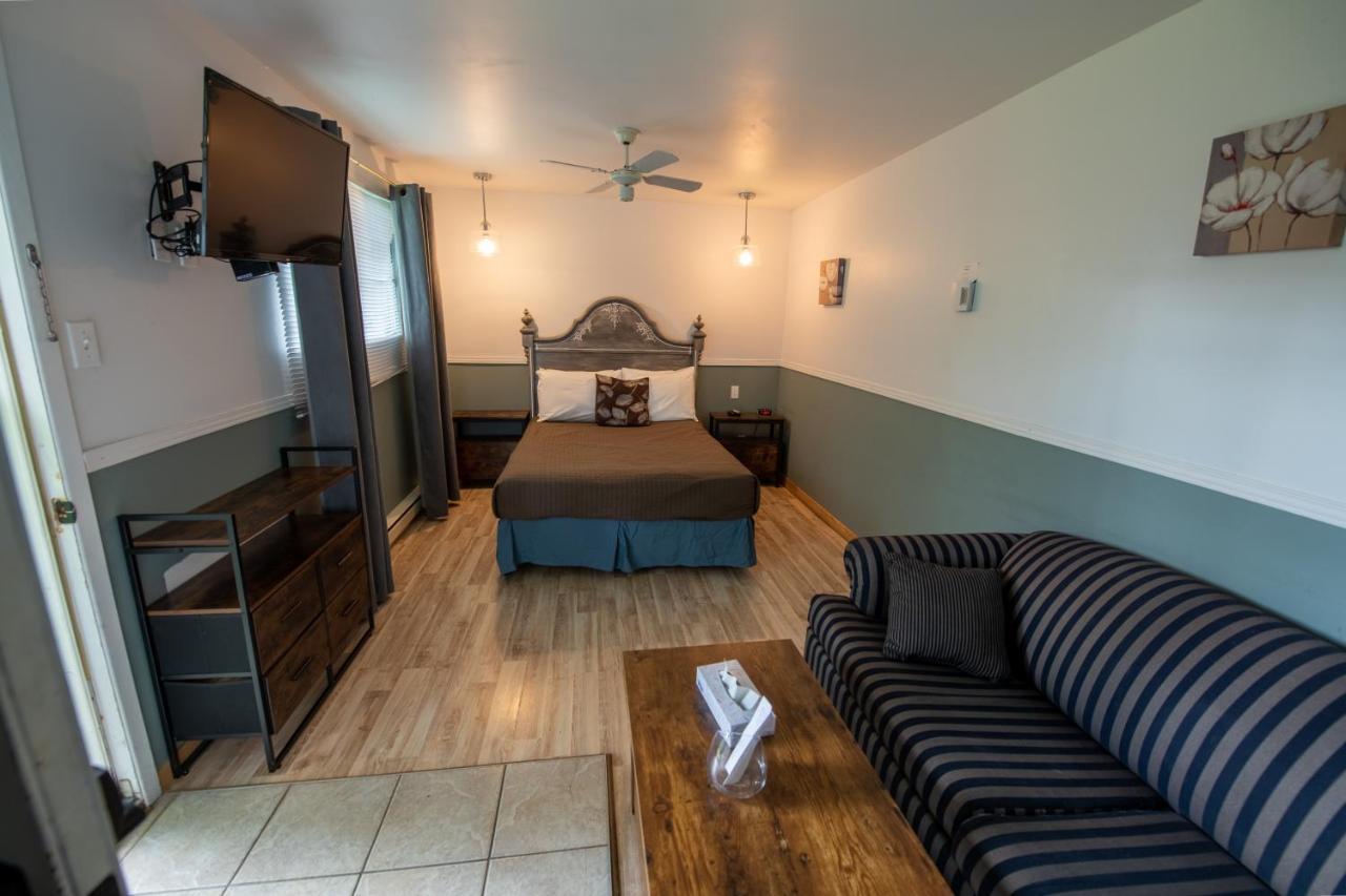 Motel Fleur De Lys Magog Eksteriør bilde