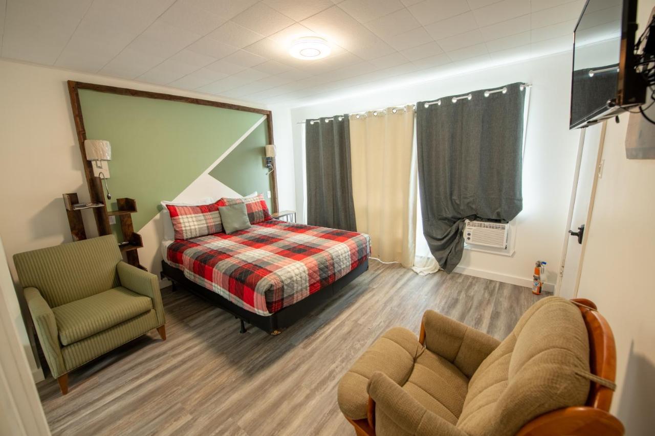 Motel Fleur De Lys Magog Eksteriør bilde